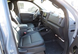 2022 Nissan Frontier - Image 29