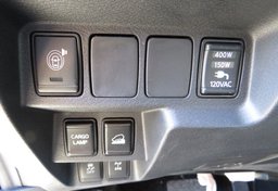 2022 Nissan Frontier - Image 42