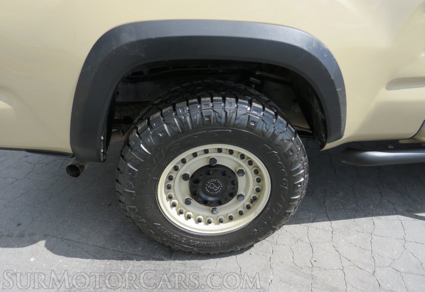 2020 Toyota Tacoma 4WD - Image 45