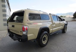 2020 Toyota Tacoma 4WD - Image 8