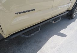 2020 Toyota Tacoma 4WD - Image 20