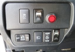 2020 Toyota Tacoma 4WD - Image 38