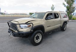 2020 Toyota Tacoma 4WD - Image 3