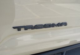 2020 Toyota Tacoma 4WD - Image 23