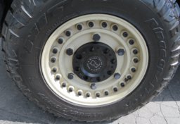 2020 Toyota Tacoma 4WD - Image 46