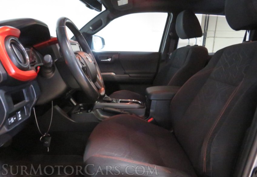 2016 Toyota Tacoma - Image 25