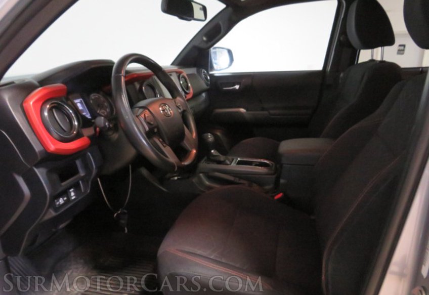 2016 Toyota Tacoma - Image 27