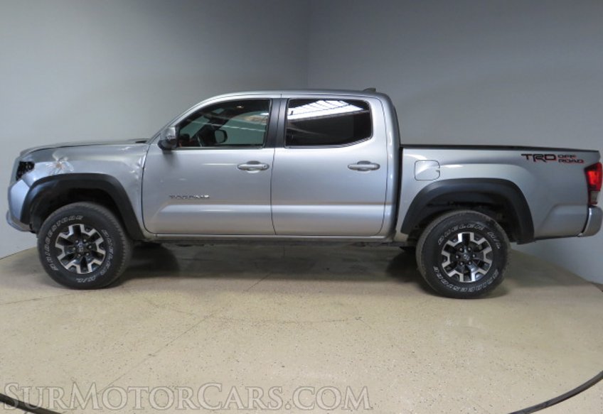 2016 Toyota Tacoma - Image 12
