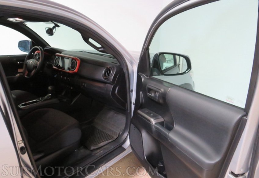 2016 Toyota Tacoma - Image 22