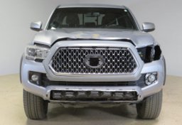 2016 Toyota Tacoma - Image 9