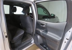 2016 Toyota Tacoma - Image 24