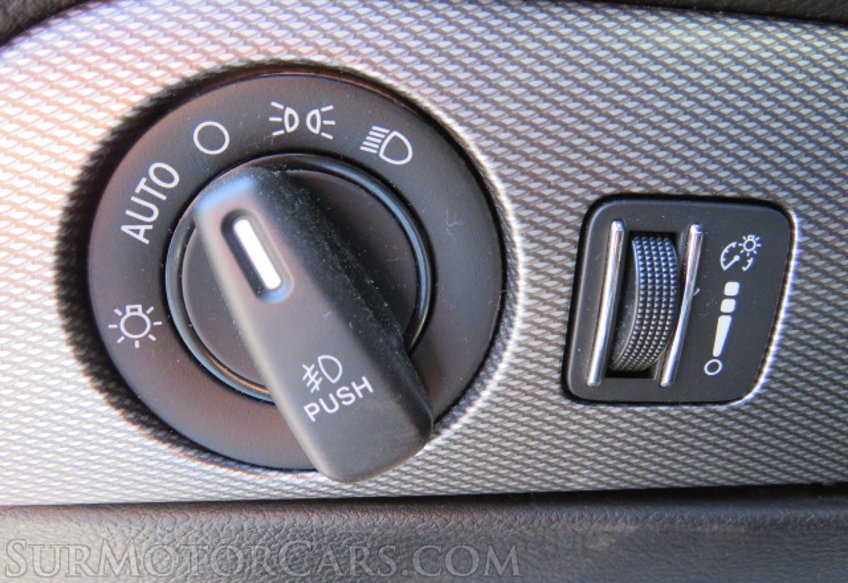 2019 Dodge Durango - Image 42