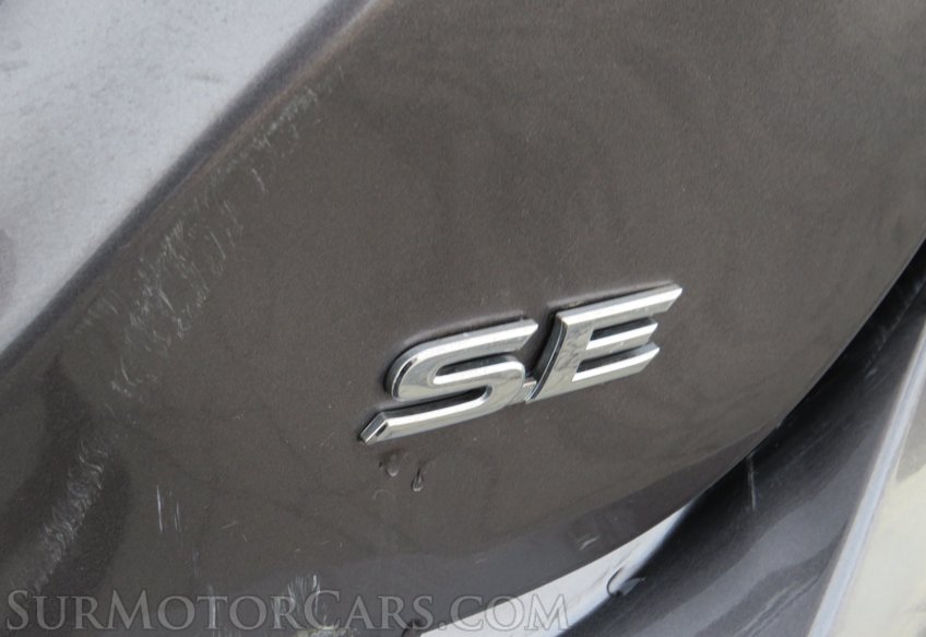 2020 Toyota Camry - Image 17