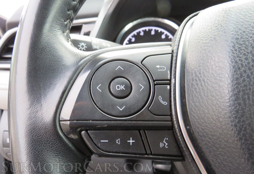 2020 Toyota Camry - Image 30