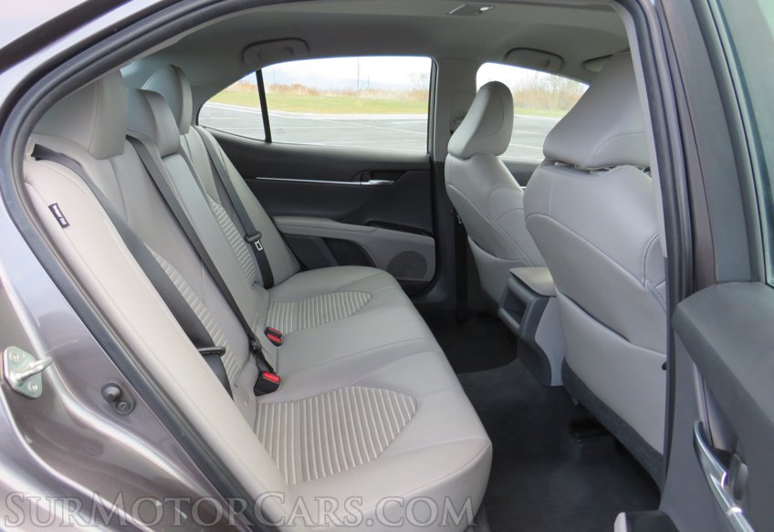 2020 Toyota Camry - Image 29