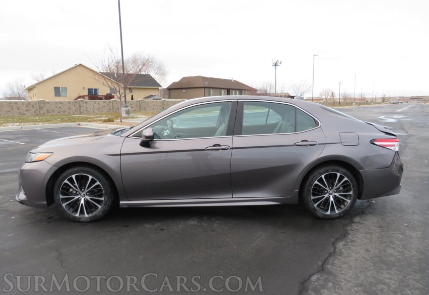 2020 Toyota Camry - Image 9