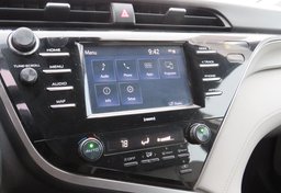 2020 Toyota Camry - Image 38