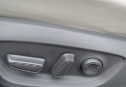 2020 Toyota Camry - Image 43