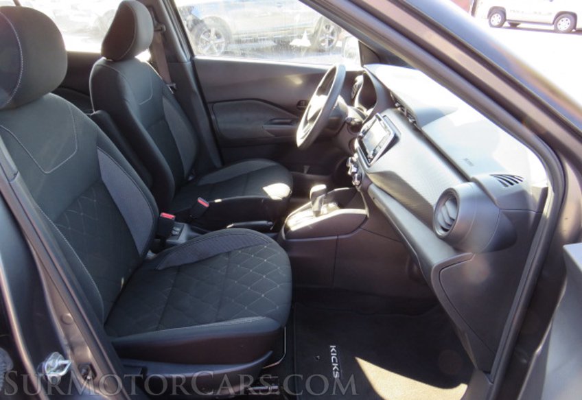 2020 Nissan Kicks - Image 24