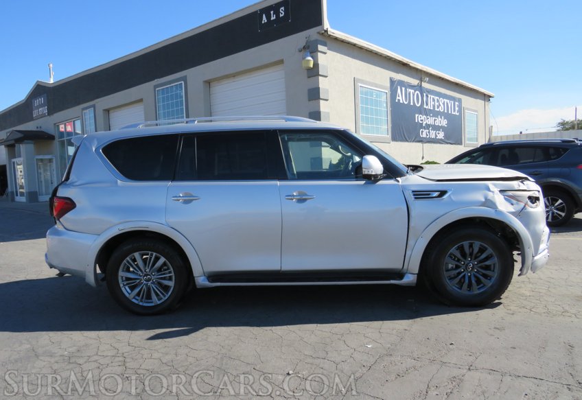 2021 Infiniti QX80 - Image 9