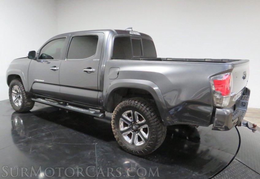 2016 Toyota Tacoma - Image 8