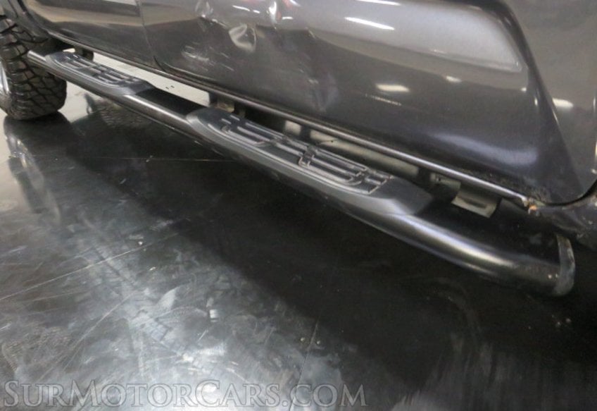 2016 Toyota Tacoma - Image 17