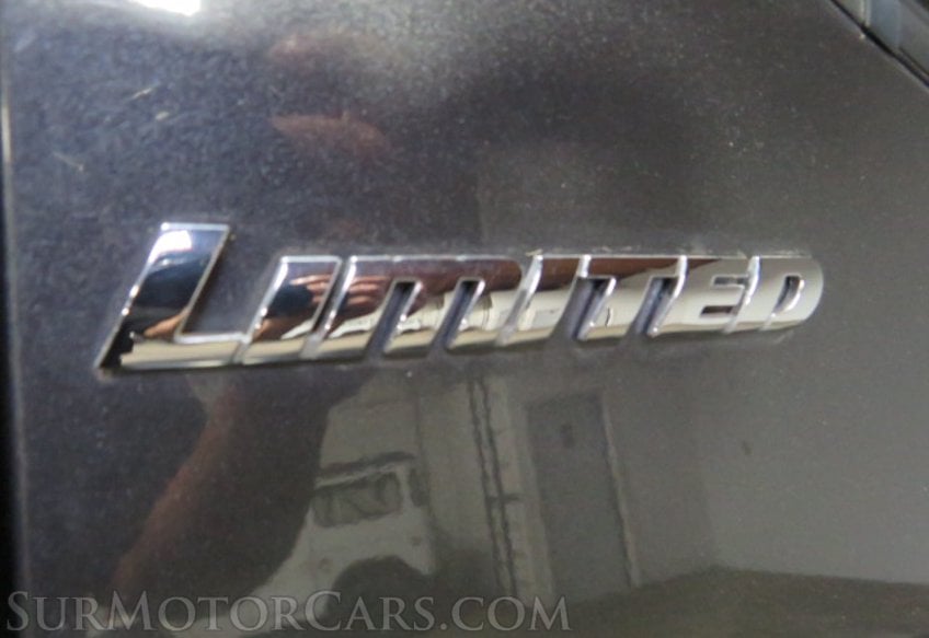 2016 Toyota Tacoma - Image 12