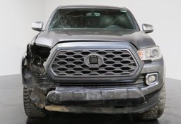 2016 Toyota Tacoma - Image 11