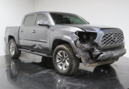 2016 Toyota Tacoma - Image 4