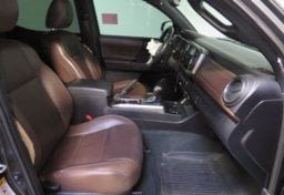 2016 Toyota Tacoma - Image 27