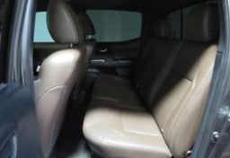 2016 Toyota Tacoma - Image 32