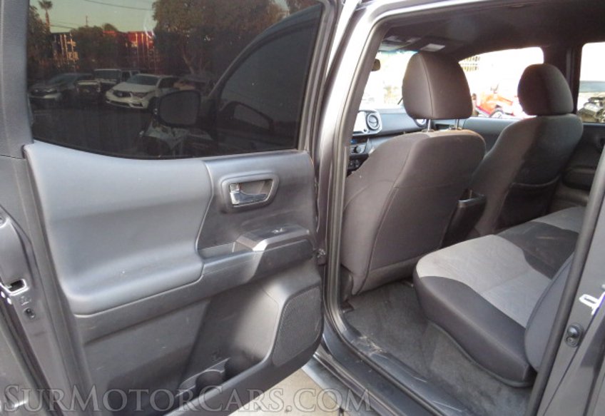 2021 Toyota Tacoma - Image 25