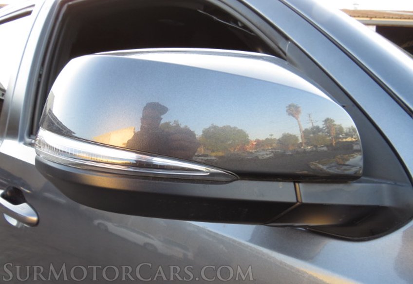 2021 Toyota Tacoma - Image 16