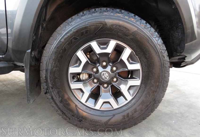 2021 Toyota Tacoma - Image 17