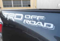 2021 Toyota Tacoma - Image 21