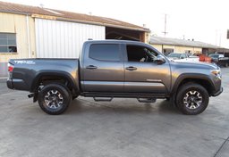 2021 Toyota Tacoma - Image 11