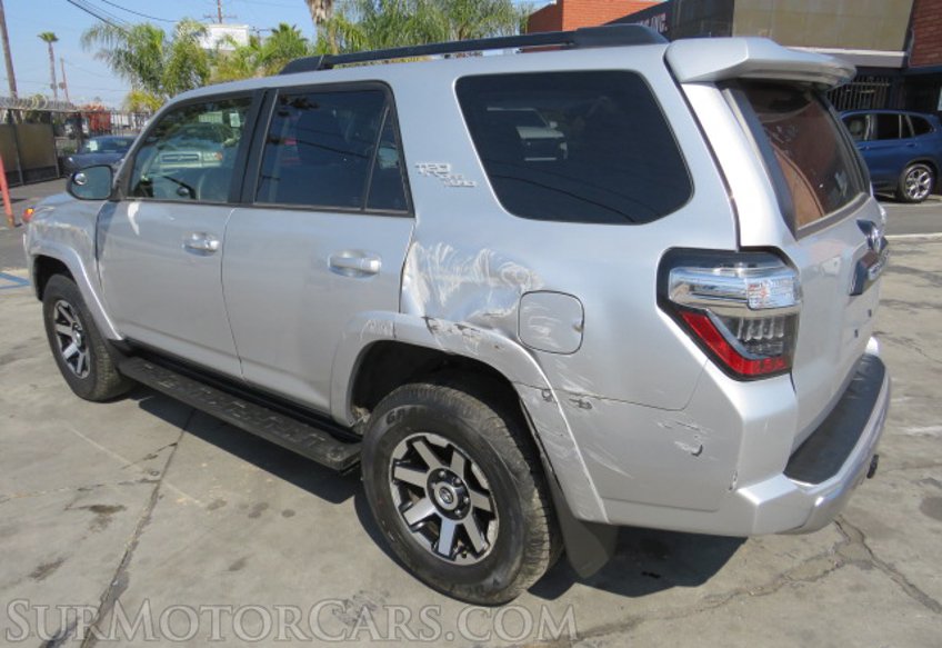 2022 Toyota 4Runner - Image 8