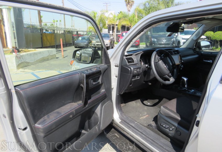 2022 Toyota 4Runner - Image 19