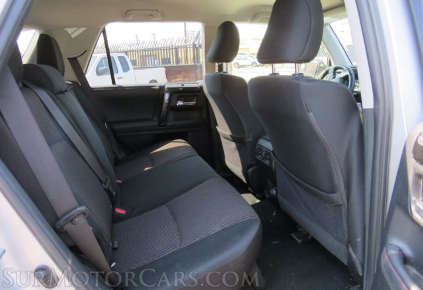 2022 Toyota 4Runner - Image 30