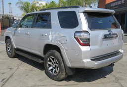 2022 Toyota 4Runner - Image 10