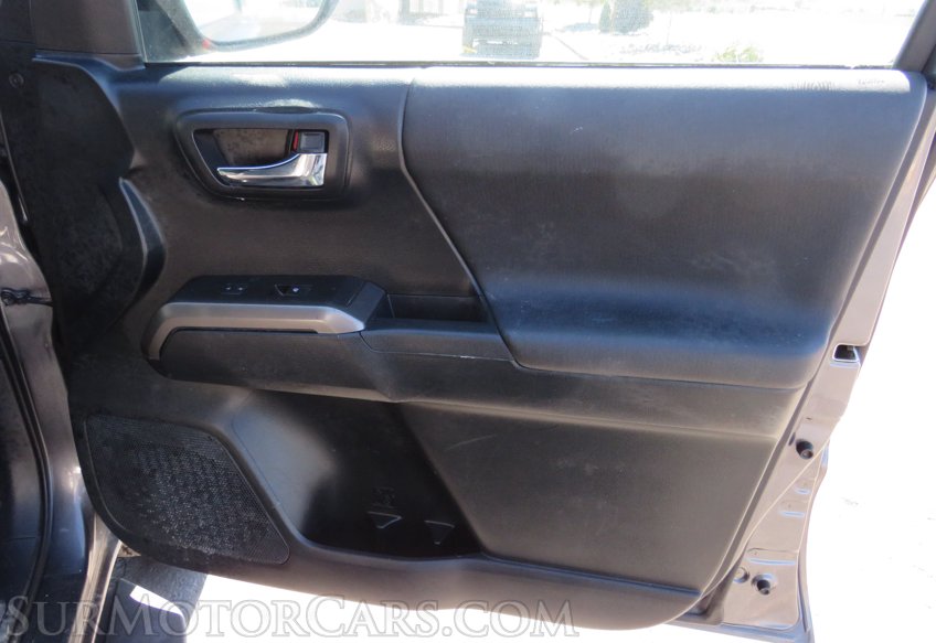 2016 Toyota Tacoma - Image 40