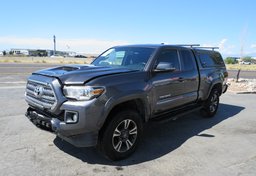 2016 Toyota Tacoma - Image 4