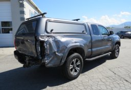 2016 Toyota Tacoma - Image 8