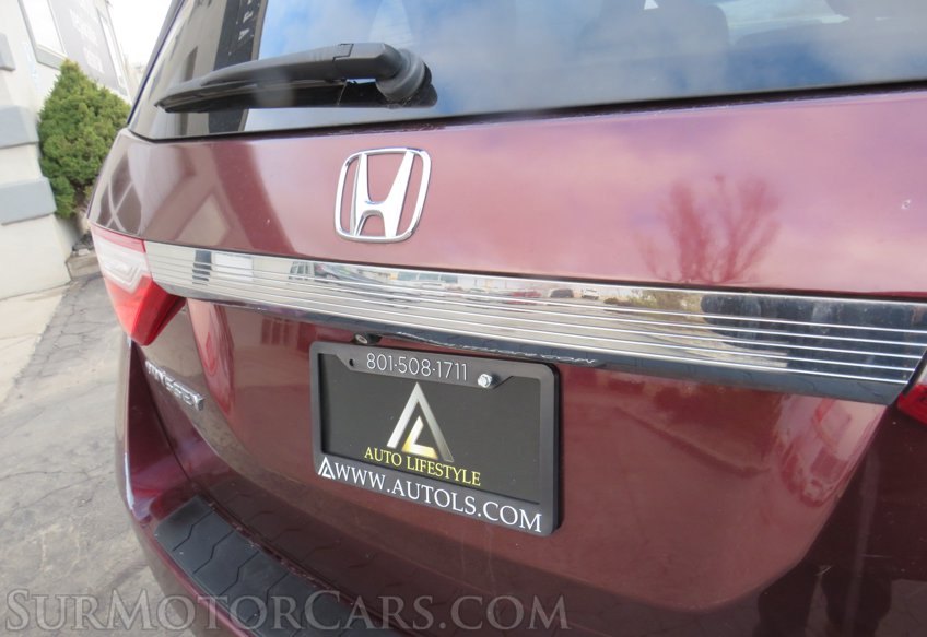 2012 Honda Odyssey - Image 16