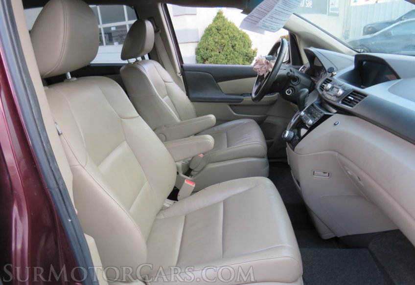 2012 Honda Odyssey - Image 24