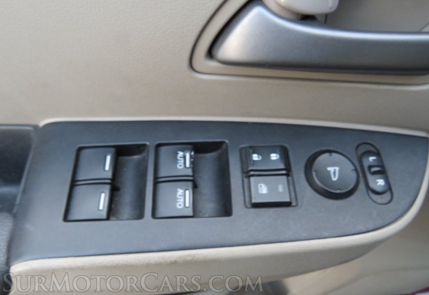 2012 Honda Odyssey - Image 52