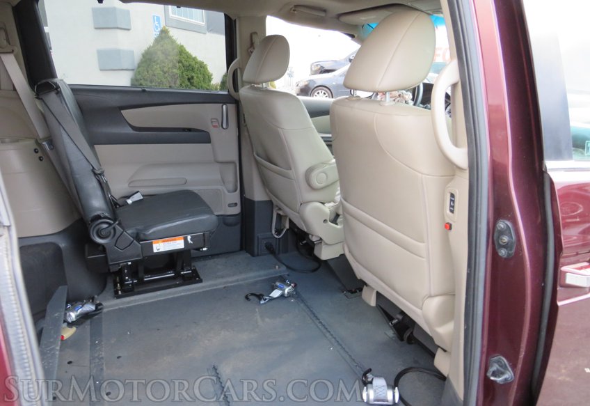 2012 Honda Odyssey - Image 29