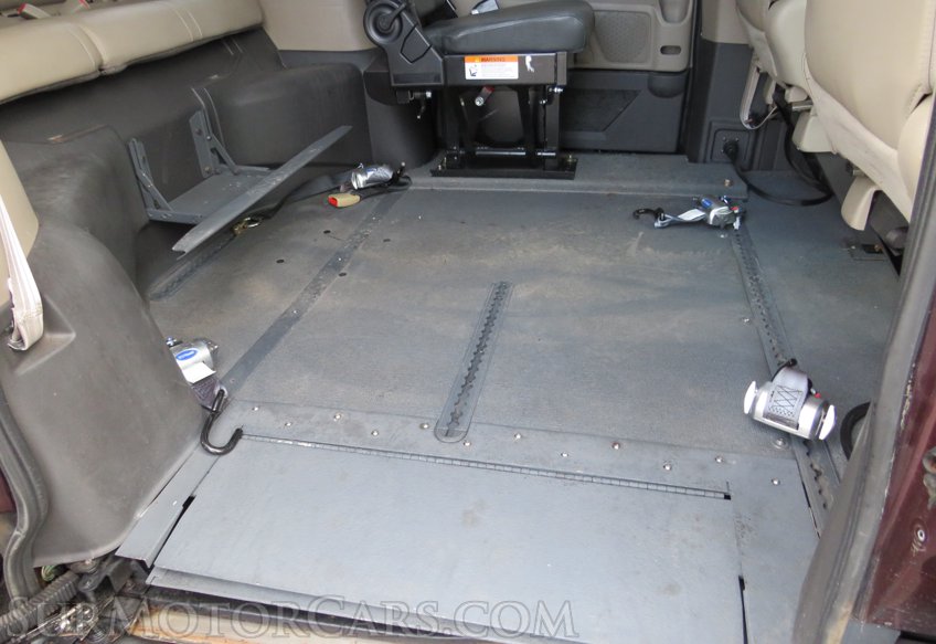 2012 Honda Odyssey - Image 34