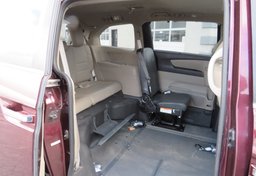 2012 Honda Odyssey - Image 30