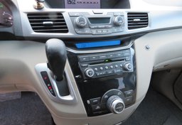 2012 Honda Odyssey - Image 39